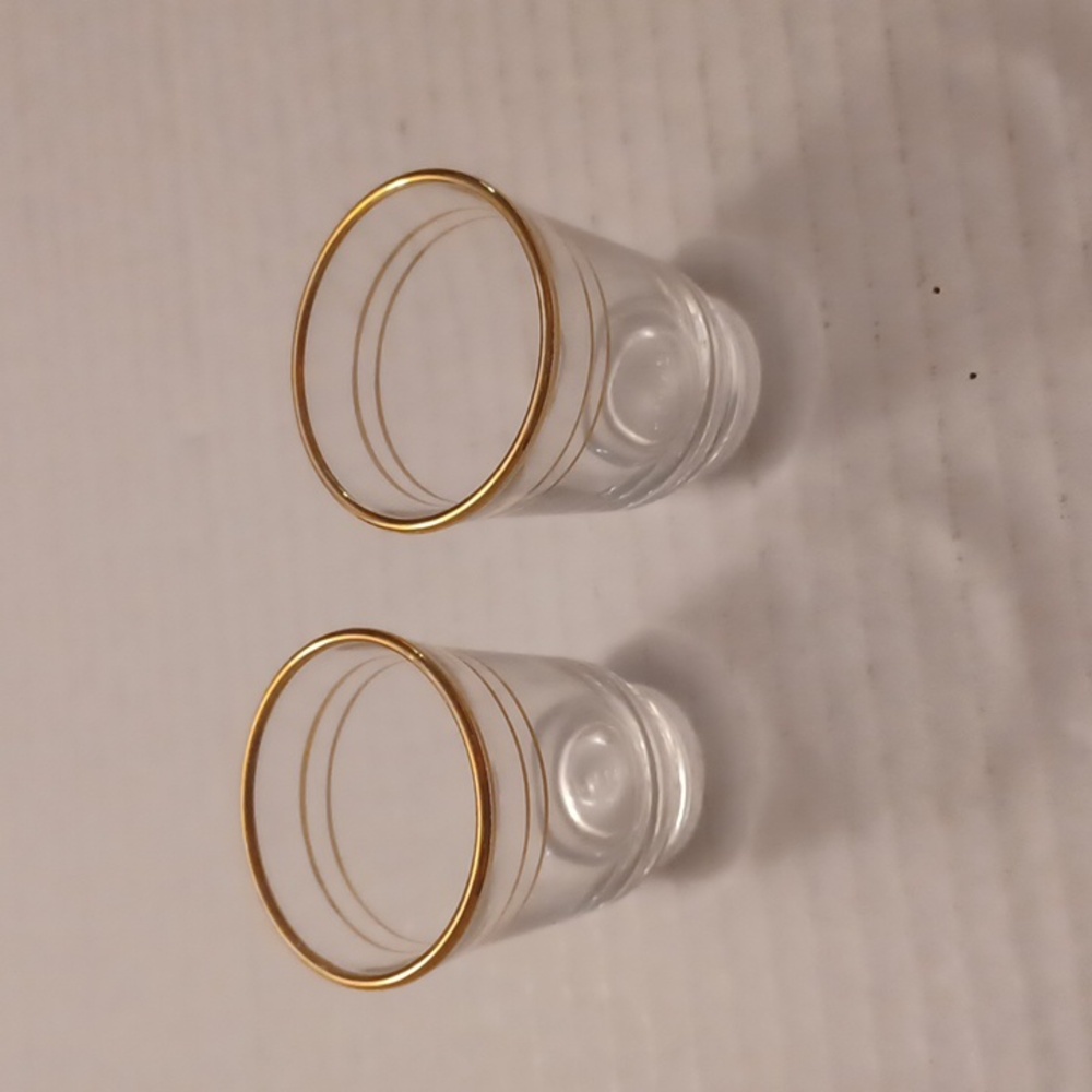 4/$30 Mini Shot Glasses With Gold Rims - Set of 2